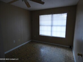 144 Old Hwy 98 W, Unit 4 in Tylertown, MS - Foto de edificio - Building Photo