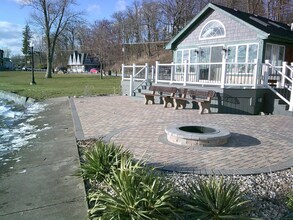 7405 Lake Shore Dr in Cedar Lake, IN - Building Photo - Building Photo