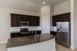 2304 Base Burner Path in Leander, TX - Building Photo - Building Photo