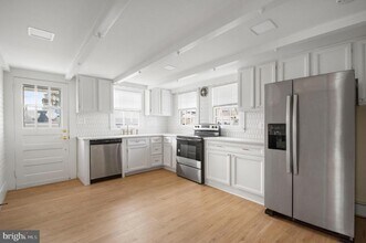 455 Deale Rd in Deale, MD - Building Photo - Building Photo