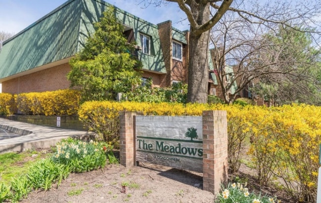 property at 707 Meadowview Ln