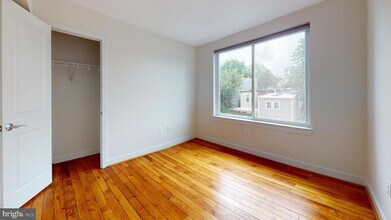 420 16th St SE-Unit -205 in Washington, DC - Building Photo - Building Photo