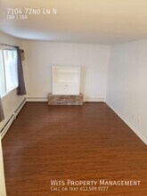 7104 72nd Ln N in Brooklyn Park, MN - Building Photo - Building Photo