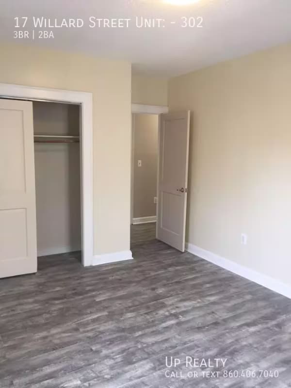 17-21-21 Willard St, Unit 17-101 in Hartford, CT - Foto de edificio - Building Photo