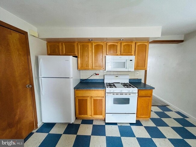 6500 Ridge Ave in Philadelphia, PA - Building Photo - Building Photo