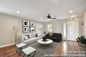 8975 Scarlet Creek in Universal City, TX - Building Photo - Building Photo