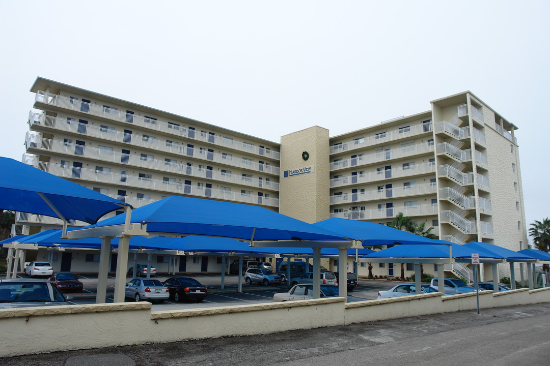 Harbor View in Daytona Beach, FL - Building Photo