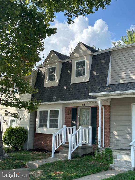 576 Millshire Dr