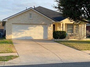 106 Chandler Crossing Trail in Round Rock, TX - Building Photo - Building Photo