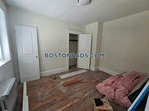 16 Lakeville Rd in Boston, MA - Building Photo - Building Photo