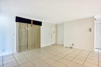 6544 Chasewood Dr in Jupiter, FL - Foto de edificio - Building Photo