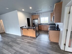 3443 Nuestro Rd in Yuba City, CA - Building Photo - Building Photo