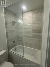 180 Front St E in Toronto, ON - Building Photo - Building Photo