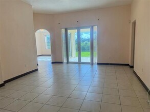 1283 NW 163rd Terrace in Pembroke Pines, FL - Building Photo - Building Photo