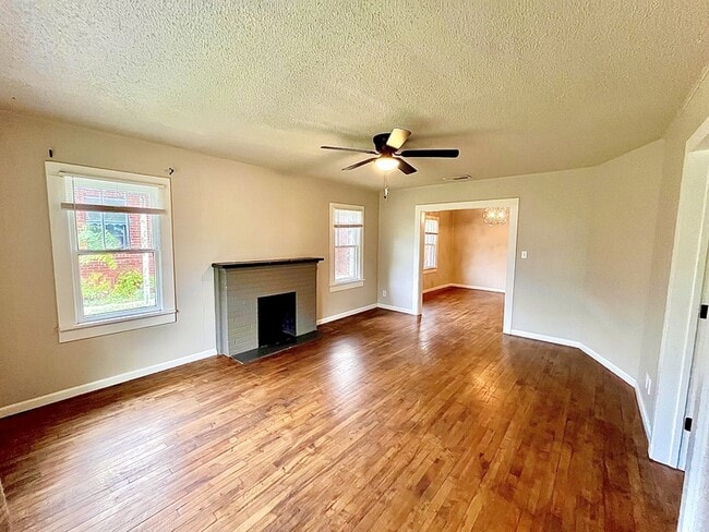 2104 20th St in Lubbock, TX - Building Photo - Building Photo