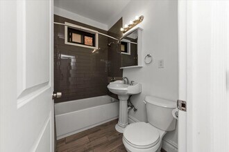 5461 S Ingleside Ave in Chicago, IL - Building Photo - Building Photo