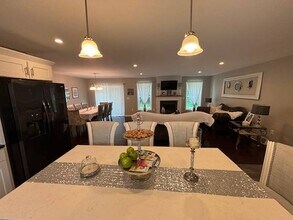 669 Watervliet Shaker Rd in Latham, NY - Building Photo - Building Photo