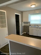 6154 Commodore Dr in Indianapolis, IN - Building Photo - Building Photo