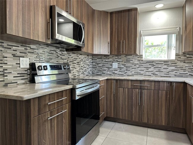 property at 1020 Filer Rd