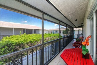 239 Palm Dr in Naples, FL - Foto de edificio - Building Photo