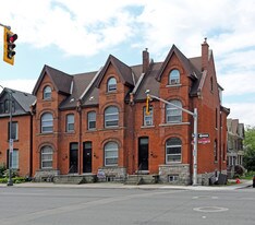 311-313 Main St W in Hamilton, ON - Building Photo