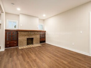 1390 Sullivant Ave in Columbus, OH - Building Photo - Building Photo