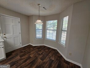 302 Henley Way in Peachtree City, GA - Building Photo - Building Photo