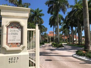 5758 NW 97th Pl in Doral, FL - Building Photo - Building Photo