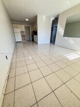 3980 SW 51st St in Fort Lauderdale, FL - Building Photo - Building Photo