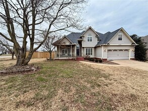 101 Fox Glove Ln in Bentonville, AR - Building Photo - Building Photo