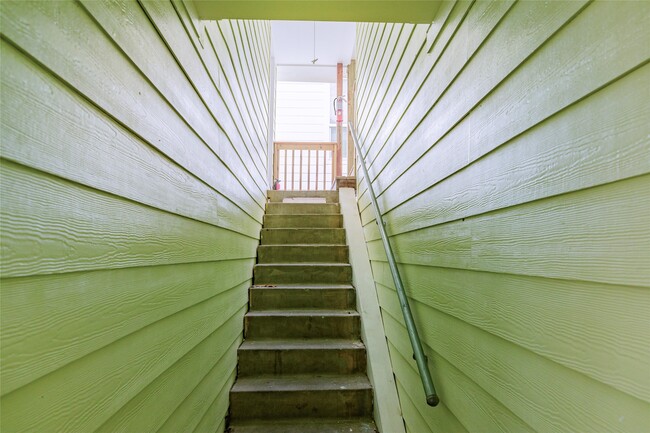 property at 2305 55th St