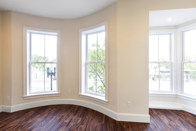 1888 Washington St, Unit 5 in Boston, MA - Building Photo - Building Photo