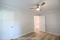 3134 W 44 Terrace photo'