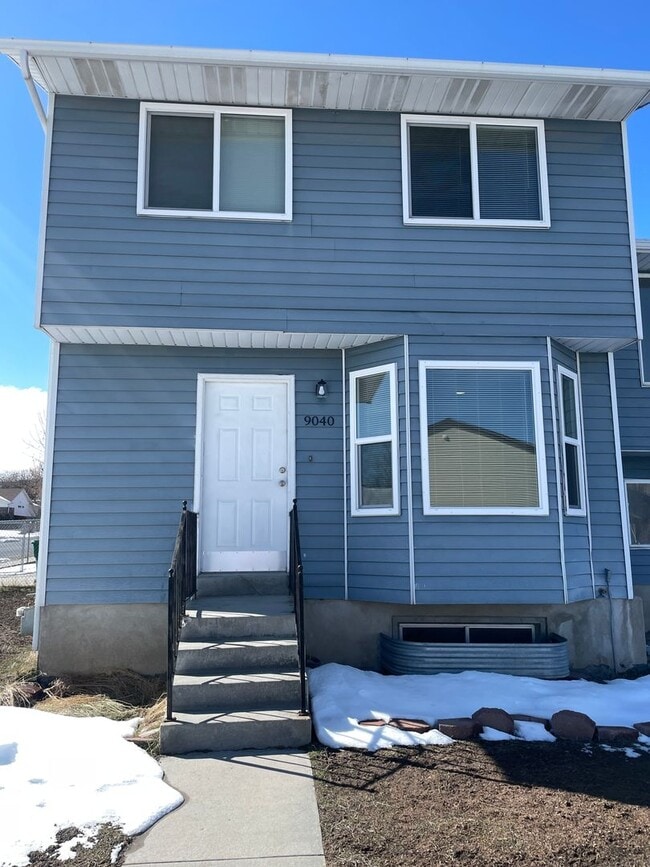 property at 9040 Goddard Cir