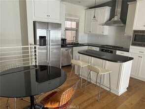 146 Velvet Flower, Unit 10 in Irvine, CA - Building Photo - Building Photo