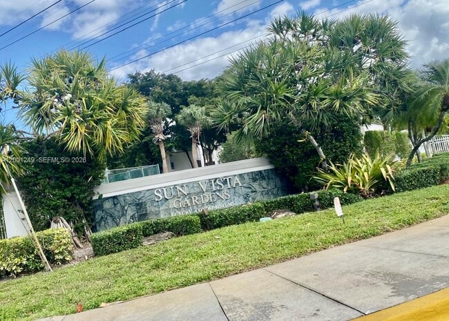 property at 5760 Rock Island Rd