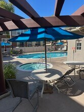 3538 Torrance Blvd, Unit 182 in Torrance, CA - Foto de edificio - Building Photo