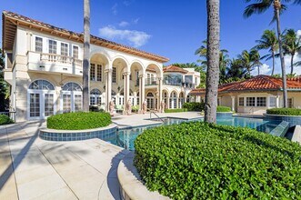 6133 N Ocean Blvd in Boynton Beach, FL - Building Photo - Building Photo