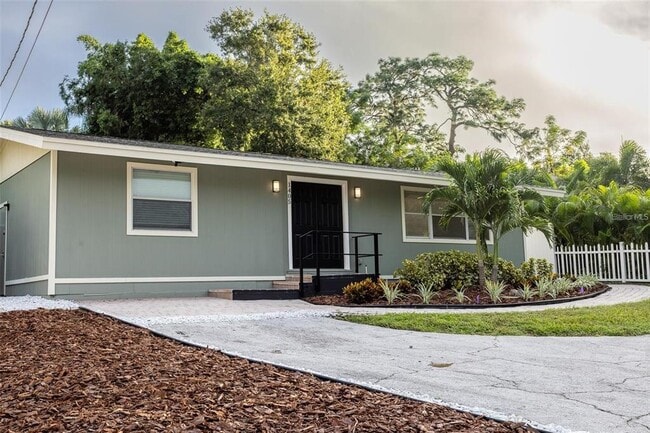 1405 10th St S in Safety Harbor, FL - Building Photo - Building Photo