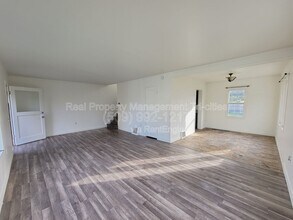 87 Symons St in Richland, WA - Building Photo - Building Photo