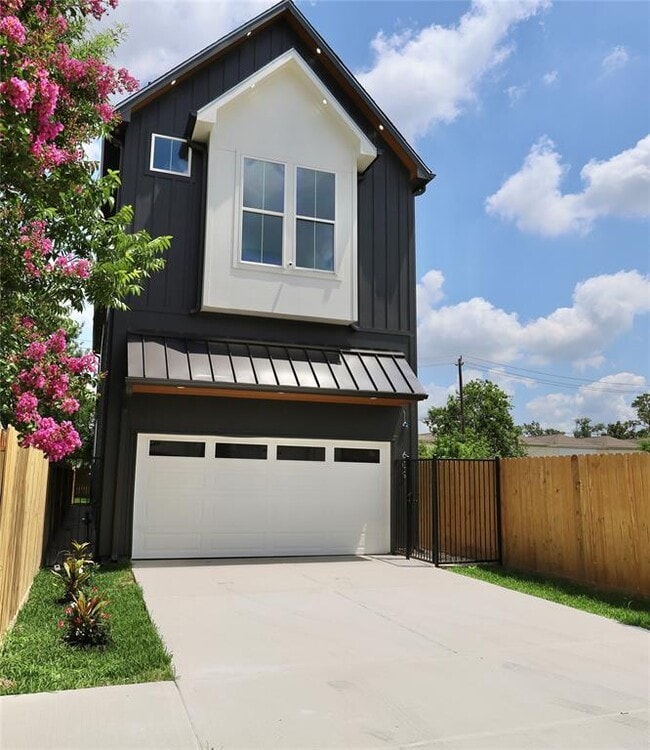property at 609 E 38th St
