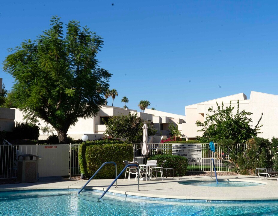 2017 Normandy Ct in Palm Springs, CA - Building Photo