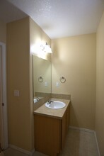 8614 SE Lafayette St in Portland, OR - Building Photo - Building Photo