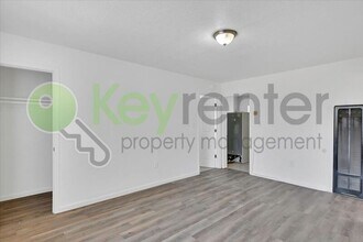 2629 Alhambra Blvd in Sacramento, CA - Building Photo - Building Photo