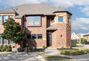 100 Prewit St in Keller, TX - Building Photo