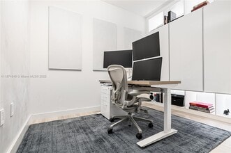 4701 Meridian Ave in Miami Beach, FL - Building Photo - Building Photo