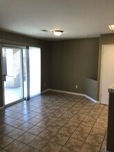 12405 Adirondack Ave in Bakersfield, CA - Building Photo - Building Photo