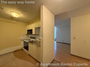 373 Highland Ave in Somerville, MA - Building Photo - Building Photo