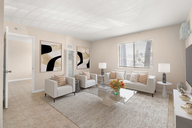 Annex on Chicago in Riverside, CA - Building Photo - Building Photo