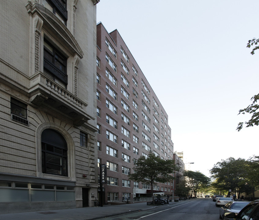 Clinton Towers Apt. Corp in Brooklyn, NY - Building Photo